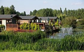 Impeccable 3 Bedroom Lodge Pet Friendly